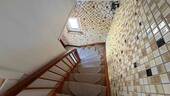 Holztreppe ins Obergeschoss - 