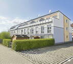 Ansicht Seite - 5 Zimmer Reihenendhaus zum Kaufen in Adelsdorf