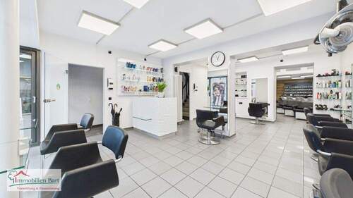 Salon - 4 Zimmer Mehrfamilienhaus, Wohnhaus zum Kaufen in Saarburg