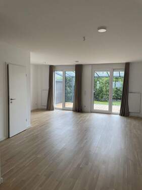 Wohnzimmer EG - 5 Zimmer Reihenendhaus zum Kaufen in Hemmingen