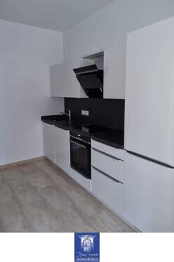 EBK - 3 Zimmer Etagenwohnung zur Miete in Dresden