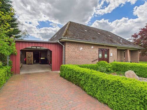 Ansicht/ Straße -PR0032-STILL001 - **Gepflegter Bungalow in perfekter Sackgassenendlage**