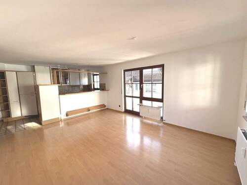 Wohn-/Essbereich - Gepflegte 3,5 Zimmerwohnung mit Garage