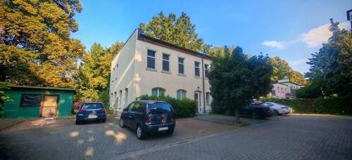 Hausansicht - Ruhige 3-Zimmer-Wohnung im Hinterhaus in Dresden-Löbtau!