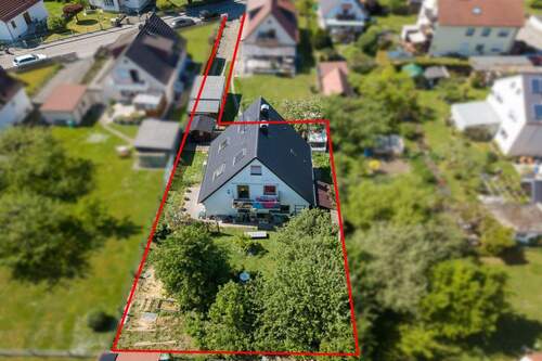 Drohenaufnahme 1 - 6 Zimmer Einfamilienhaus zum Kaufen in Bobingen