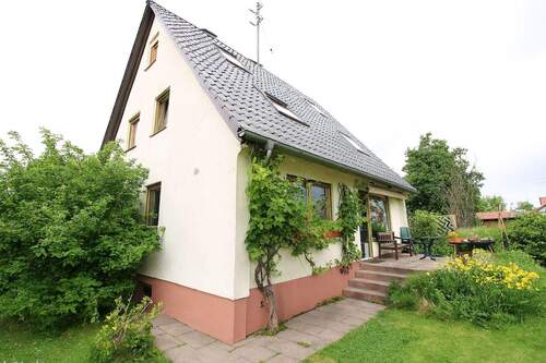 Seitenansicht 1 - 6 Zimmer Einfamilienhaus in Bobingen