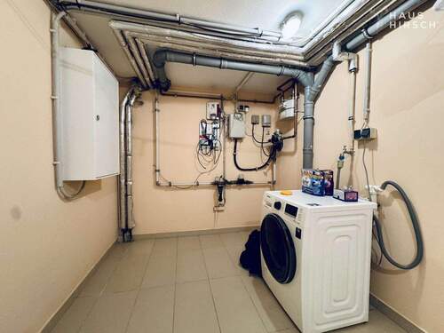 UG Hausanschlüsse und Waschmaschine - 