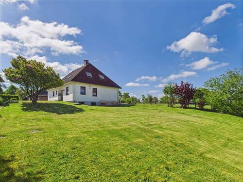 Garten - 7 Zimmer Einfamilienhaus zum Kaufen in Munkbrarup