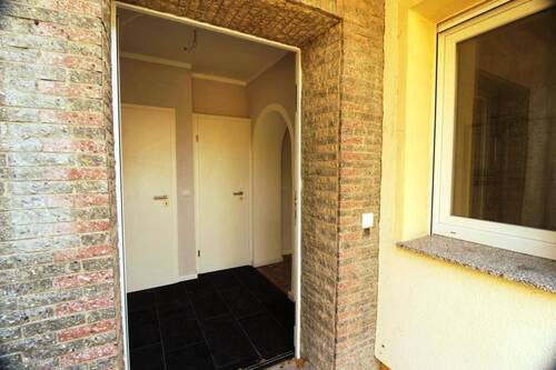 4 Eingang - Windfang.JPG - Einfamilienhaus mit 130,00 m² in Naumburg (Saale) zum Kaufen