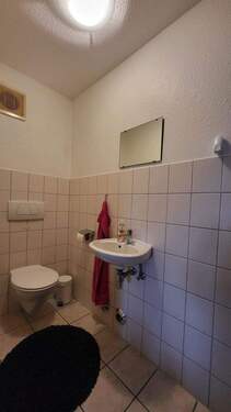 Badezimmer - Etagenwohnung mit 120,00 m² in Massenbachhausen zum Kaufen