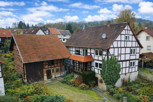 Ansicht1 - DS9 - HISTORISCHES FACHWERKHAUS IM ALTEN ORTSKERN VON GUNTERSHAUSEN SUCHT NEUE EIGENTÜMER