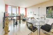 Wohn-Essbereich - Moderne 3-Zimmer Eigentumswohnung mit Einbauküche & Balkon in Köln-Zollstock