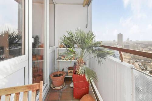 Balkon II (Wohn-Esszimmer) - Etagenwohnung mit 85,00 m&sup2; in Köln zum Kaufen