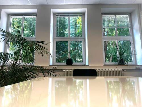 Büroraum 1 - 8,75 EUR qm: heller Büroraum - Nachmieter gesucht - All-in-Miete