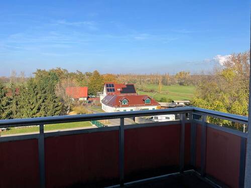 Aussischt - 3-Zimmer-Wohnung mit Blick ins Grüne