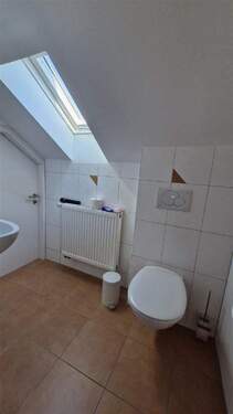 DG - WC - 