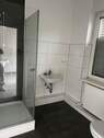 Bad - Sanierte und renovierte 1,5-Zimmer-Wohnung