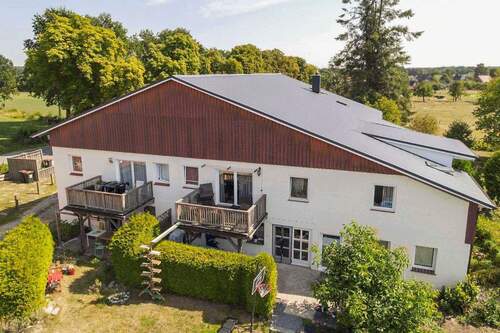 Außenansicht 3 - 2 Zimmer Mehrfamilienhaus, Wohnhaus in Rondeshagen