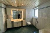 1. Badezimmer 1 - 