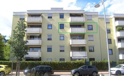 Ansicht Süd-Ost - 4 Zimmer Etagenwohnung zum Kaufen in Röthenbach