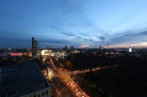 AUSBLICK BEI NACHT - 