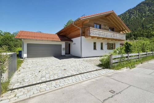 Objektansicht IST Zustand - 4 Zimmer Einfamilienhaus in Schliersee