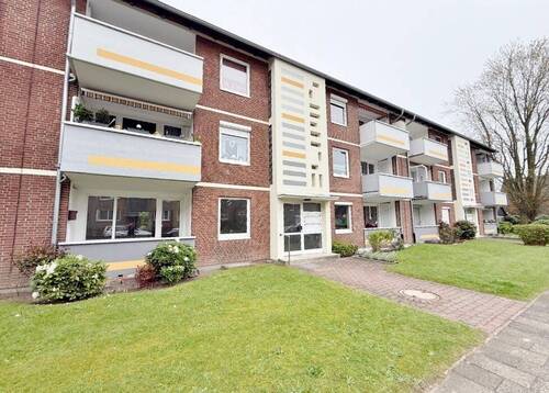 Hausansicht - 3 Zimmer Etagenwohnung in Bremen