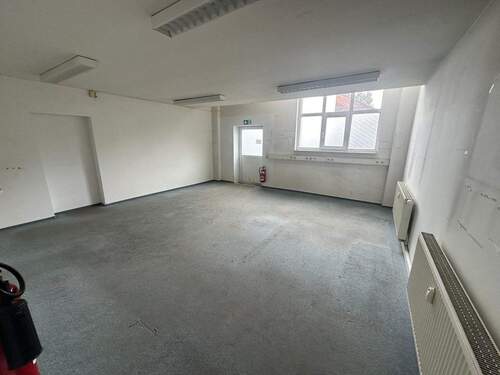 IMG_3800.jpeg - Halle in Chemnitz