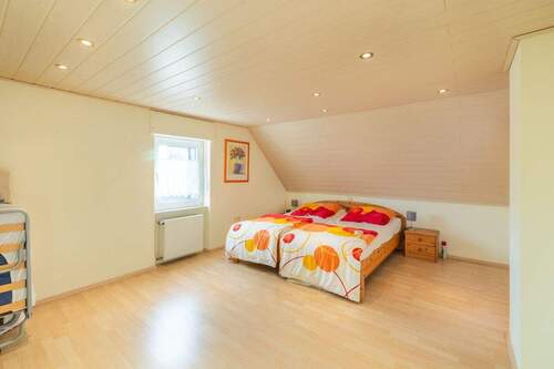 Schlafzimmer DG - 
