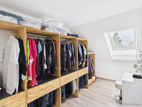 Ankleide Elternschlafzimmer - 