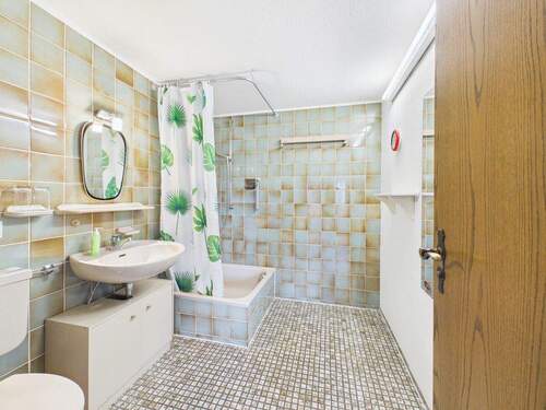 Badezimmer Einliegerwohnung - 