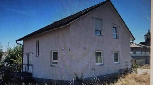 Westansicht - 6 Zimmer Einfamilienhaus in Roding