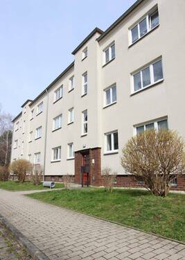 Hermann-Schlegel-Straße - Große 2-Raum Wohnung in Altenburg-West!