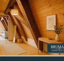 BRUMANI | Bezugsfreie 1-Zimmer-Dachwohnung mit Tageslichtbad im Stadtkern von Sulzburg