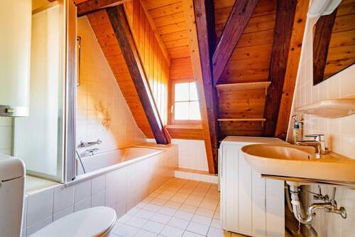 Badezimmer - Etagenwohnung mit 35,00 m&sup2; in Sulzburg zum Kaufen