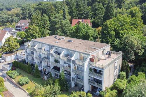 Hausansicht - 2-Zi.-Whg. in Waldrandlage in der Nähe vom Kurpark