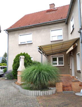 Haus mit Hauseingang - RESERVIERT: Sofort einziehen & sparen: Großzügiges Haus in Grünewalde für 119.900 €