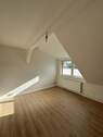 Schlafzimmer - ++ 3-Zimmer Wohnung im Zentrum von Geesthacht ++