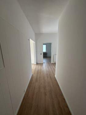 Flur - Etagenwohnung mit 85,00 m² in Geesthacht zur Miete