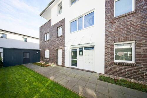 Außenansicht - Etagenwohnung mit 76,80 m&sup2; in Wilhelmshaven-Heppens zum Kaufen