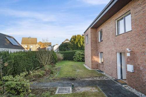 Außenansicht Vorderseite - 4 Zimmer Einfamilienhaus zum Kaufen in Hilden