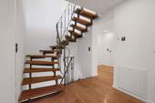 Treppe, Eingangsbereich - 