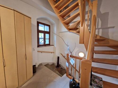 Treppenaufgang 1.OG - 