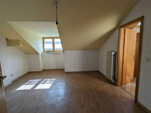 Kind 1 im DG - 