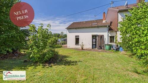 Rückansicht - BECKINGEN: WOHNHAUS MIT SCHÖNEM GARTEN UND GARAGE IN ZENTRALER LAGE!