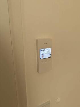 Hauseingang - 2 Zimmer Etagenwohnung in Schönefeld