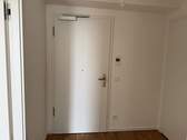 Hauseingang - Etagenwohnung mit 59,50 m&sup2; in Schönefeld zur Miete