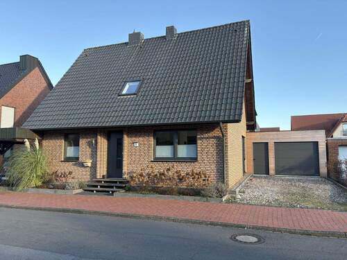 Ansicht - Freistehendes Einfamilienhaus - 575.000,00&nbsp;EUR Kaufpreis, ca.&nbsp; 146,00&nbsp;m&sup2;&nbsp;Wohnfl&auml;che