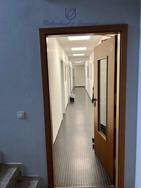 Eingang Büro - 