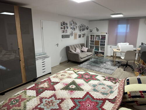 Keller-großes Zimmer-Bild1 - 